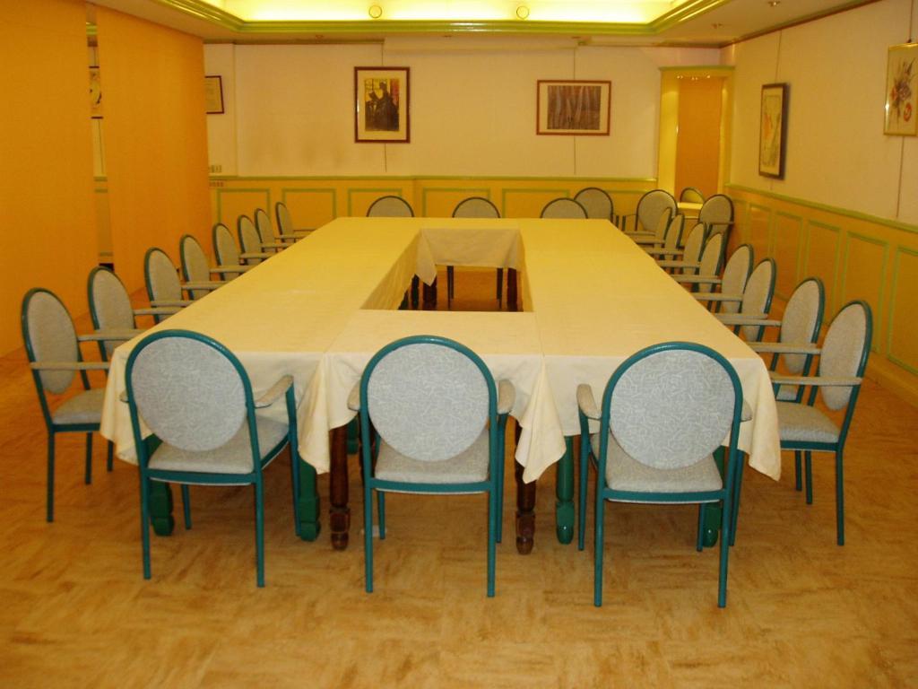 La Poste Hotel วิทรี เลอ ฟรองซัวส์ ภายนอก รูปภาพ